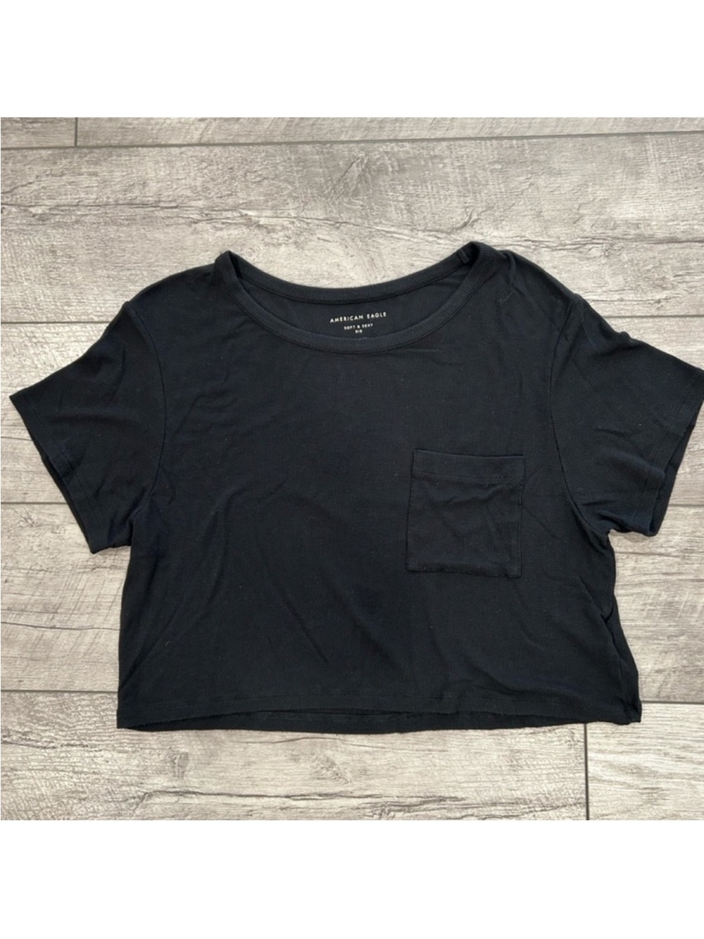 American Eagle Outfitters Black Cropped Pocket Tee Top